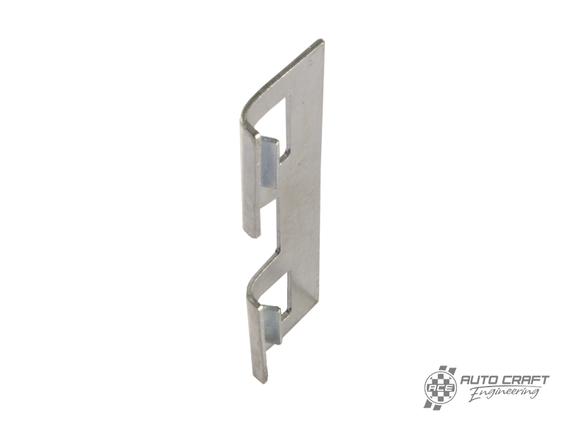 Cargo floor latch plate - Type 2, >67