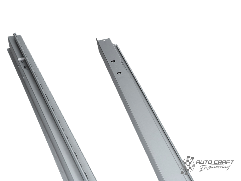 Single cab drop gate hinge panel, right - Type 2, 52>67